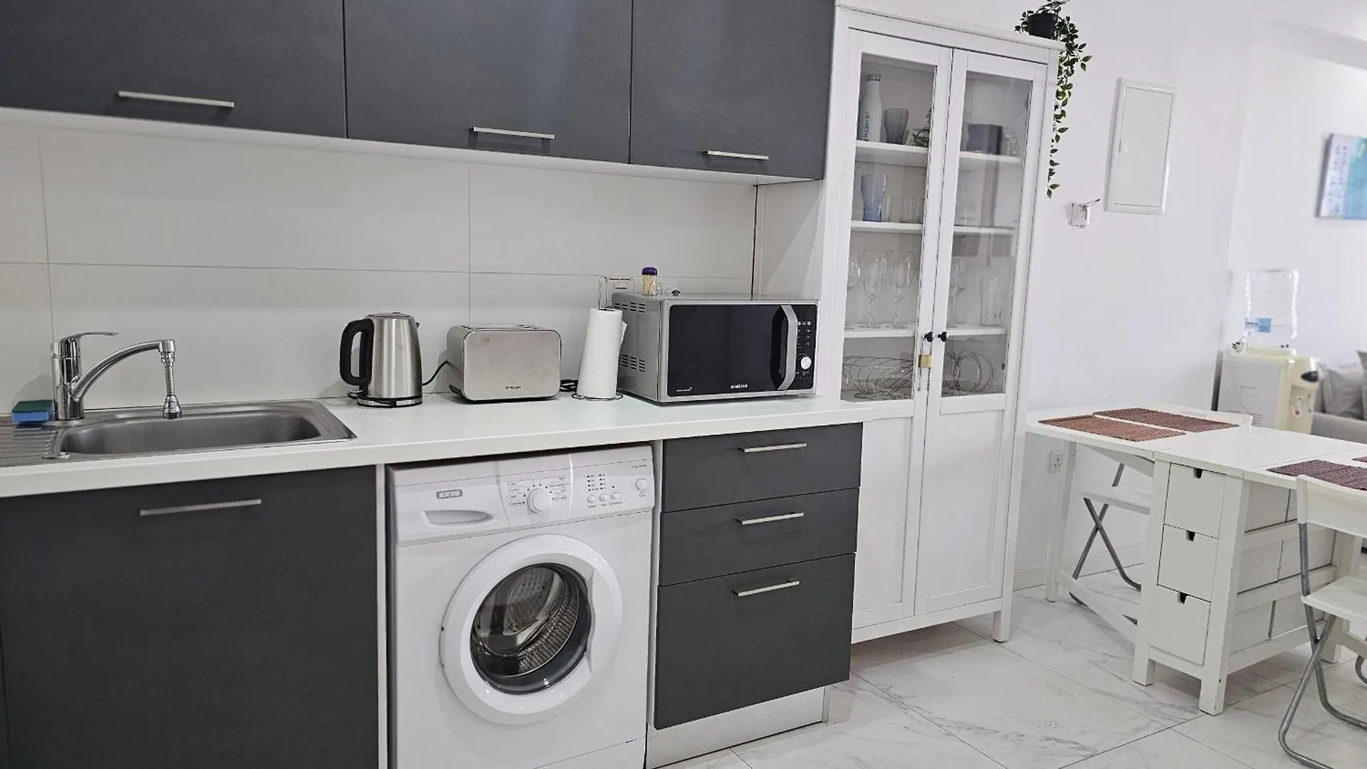 Stay Treasure Apartment Larnaca